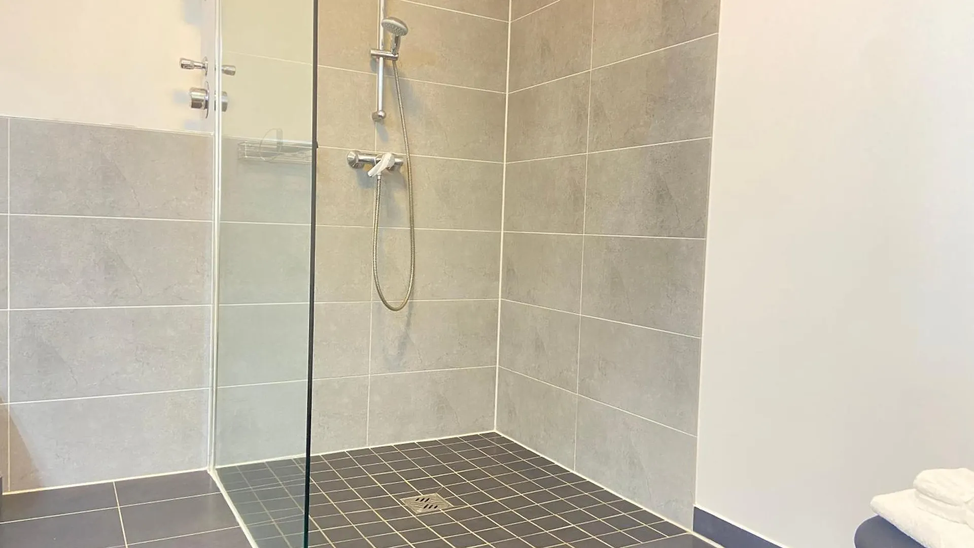 Studio Apartment In Stellingen Hamburg-Harburg Duitsland